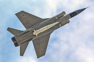 Nga tuyên bố phá âm mưu đánh cắp tiêm kích MiG-31 mang tên lửa Kinzhal