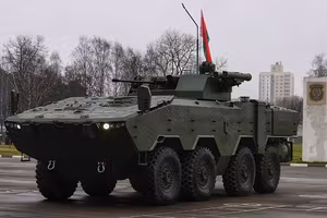 Belarus khẳng định năng lực lục quân khi biên chế thiết giáp BTR V2 8×8 hiện đại