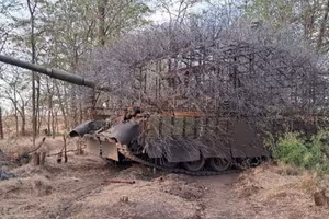 'Xe tăng bồ công anh' Nga chống chịu tới 40 đòn tấn công của UAV