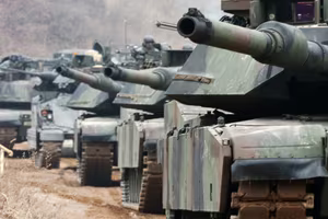 Mỹ cung cấp hàng loạt vũ khí miễn phí theo Chương trình EDA