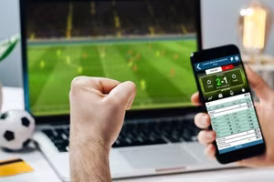 Xem bóng đá trên Web lậu dễ sập bẫy cá độ