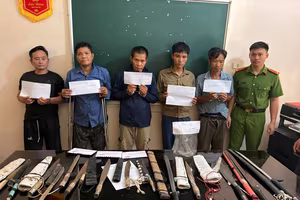 “Đánh chặn” tội phạm manh động sử dụng vũ khí để gây án