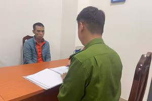 Kẻ 6 tiền án đột nhập căn biệt thự ở Dương Nội, ‘ăn’ 2 lợn đất đầy ắp tiền