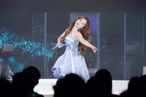 Từ “Em gái mưa” đến “Phao cứu sinh”: Hành trình chuyển mình đầy táo bạo của Hương Tràm