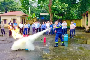 Nâng cao nghiệp vụ phòng cháy đối với cán bộ, đảng viên, công nhân viên