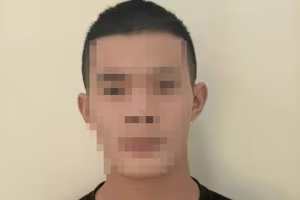 Đối tượng dùng điếu cày 'bổ" vào đầu người đàn ông