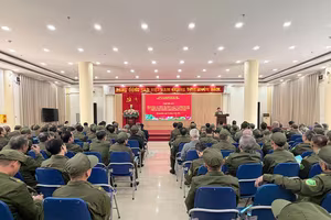 Bồi dưỡng nghiệp vụ cho lực lượng tham gia bảo vệ an ninh trật tự ở cơ sở tại 14 xã, phường