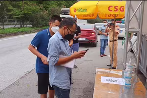 Triển khai quét mã QR Code trên dữ liệu dân cư quốc gia tại 23 điểm kiểm soát ra vào thành phố