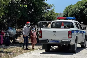 Cảnh sát giao thông đưa sản phụ sắp sinh con đến bệnh viện an toàn