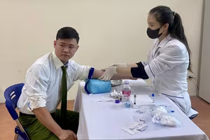 Bệnh viện Công an thành phố Hà Nội khám sức khỏe xét chuyển chuyên nghiệp năm 2026