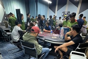 Triệt xóa tụ điểm đánh bạc hoạt động núp bóng CLB Poker