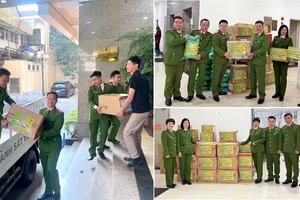 Phòng Cảnh sát QLHC về TTXH Công an Hà Nội thiết thực hướng về đồng bào miền Trung, Tây Nguyên