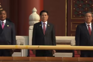 Chủ tịch nước Lương Cường dự Lễ duyệt binh kỷ niệm 80 năm chiến thắng phátxít