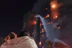 Nhân chứng kể lại khoảnh khắc ‘biển lửa’ bao trùm nhiều tòa chung cư ở Hồng Kông