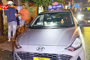 Đêm phục kích bắt tài xế taxi kiêm “đại lý” ma túy
