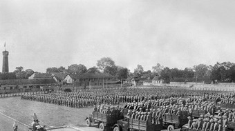 Lễ chào cờ trong ngày lịch sử