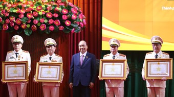 Thủ tướng biểu dương lực lượng Công an đóng góp quan trọng phát triển kinh tế - xã hội, bảo vệ cuộc sống bình yên của nhân dân 