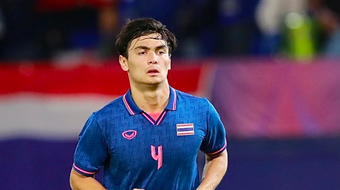 Hậu vệ gốc Đan Mạch xin quay lại tuyển Thái Lan