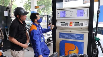 Thủ tướng chỉ đạo thực hiện nghiêm quy định xuất hóa đơn điện tử cho từng lần bán xăng, dầu