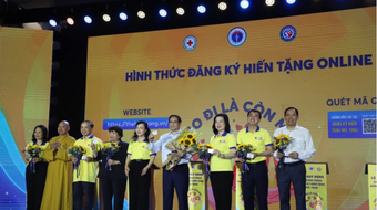 Thủ tướng Phạm Minh Chính cùng nhiều lãnh đạo đăng ký hiến tặng mô, tạng