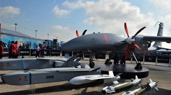 Thổ Nhĩ Kỳ lần đầu dùng UAV hạng nặng Akinci tấn công dữ dội Quân đội Syria