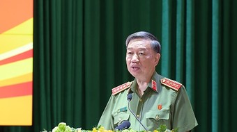 Toàn lực lượng Công an nhân dân nêu cao tinh thần cách mạng tiến công, phấn đấu hoàn thành xuất sắc mọi nhiệm vụ