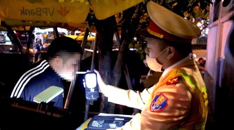 Lái xe say xỉn xuất trình thẻ nhà báo VOV nghi làm giả