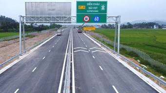 Tiến độ cao tốc Diễn Châu- Bãi Vọt rất chậm, xem xét điều chuyển khối lượng