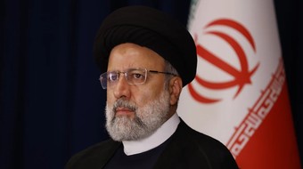 Trực thăng chở Tổng thống Iran phải hạ cánh khẩn cấp