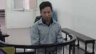 Buôn bán cả nghìn bánh heroin, ra tòa lại nói chỉ “lái” trâu, bò