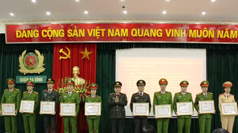 Xứng danh đơn vị "Đảng bộ trong sạch vững mạnh tiêu biểu"