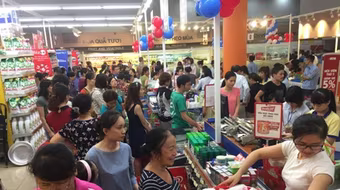 Fivimart Hoàng Quốc Việt khai trương trở lại với hơn 15.000 mặt hàng