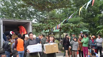 Hành trình "Chia sẻ yêu thương"