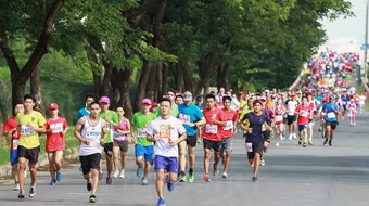 Chạy bộ vì đồng bào miền Trung