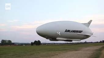 Máy bay lớn nhất thế giới lần đầu bay thử thành công