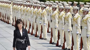 Khối tài sản "khủng" của nữ Bộ trưởng Quốc phòng Nhật Bản