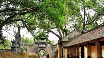 Quê nhà xa khuất