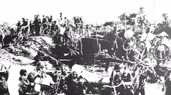 Đại thắng mùa xuân 1975 - Biểu tượng của sự phối hợp giữa Quân đội nhân dân và Công an nhân dân Việt Nam trong kháng chiến chống Mỹ, cứu nước