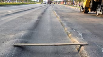 Mong người dân hiến kế xử lý đường hằn lún