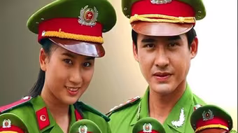 "Nữ cảnh sát tập sự"