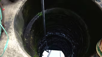 Giếng cổ giữa lòng phố Thủ đô