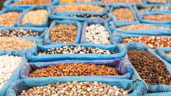 Người Mỹ uống ít soda, ăn nhiều ngũ cốc và các loại hạt