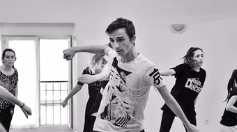 Cùng nhảy jazz theo phong cách đường phố