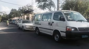 Mua sắm xe công: Nhiều đơn vị "vung tay quá trán"