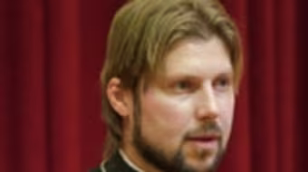 Linh mục bị buộc tội ấu dâm được dẫn độ về Nga