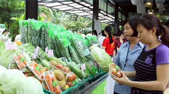 Vì sao nông sản sạch vẫn khó vào siêu thị?