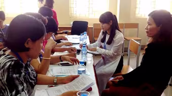 Cử nhân sư phạm đều phải đào tạo lại 