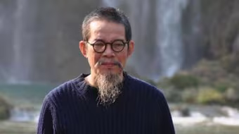 Nhà văn Đỗ Phấn: Kể chuyện Hà Nội cả đời chưa vơi