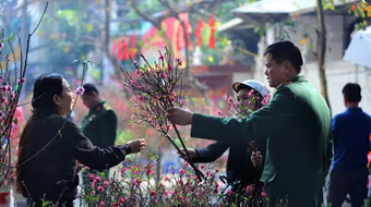 Chợ Tết Hà Nội xưa