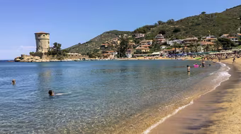 Hòn đảo kỳ lạ ở Italia miễn nhiễm với Covid-19